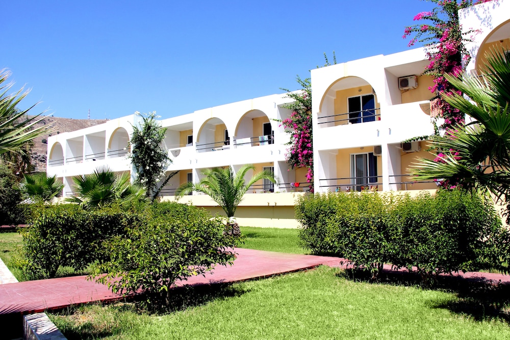 Lardos Bay — Hotel building in Lardos, South Aegean
