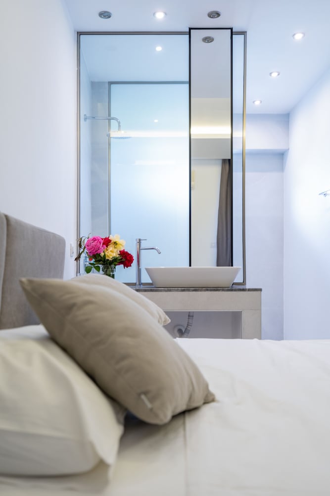 Lardos Bay — Hotel rooms in Lardos, South Aegean