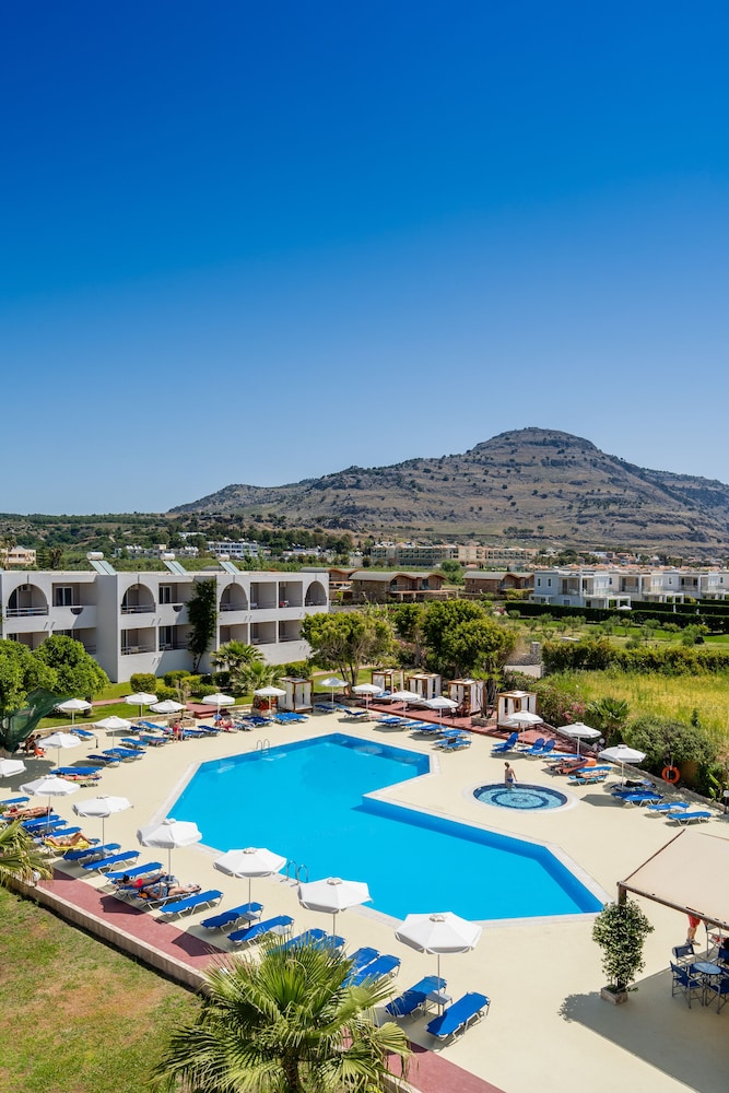 Lardos Bay — Swimming pool in Lardos, South Aegean