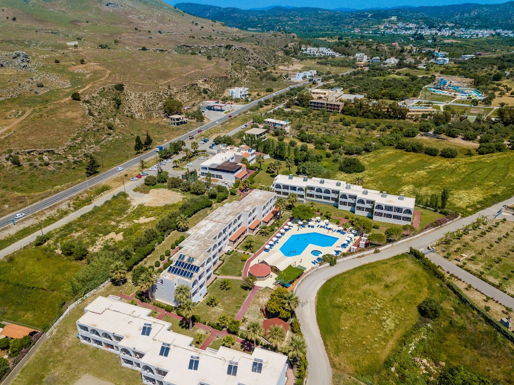 Lardos Bay — Hotel building in Lardos, South Aegean
