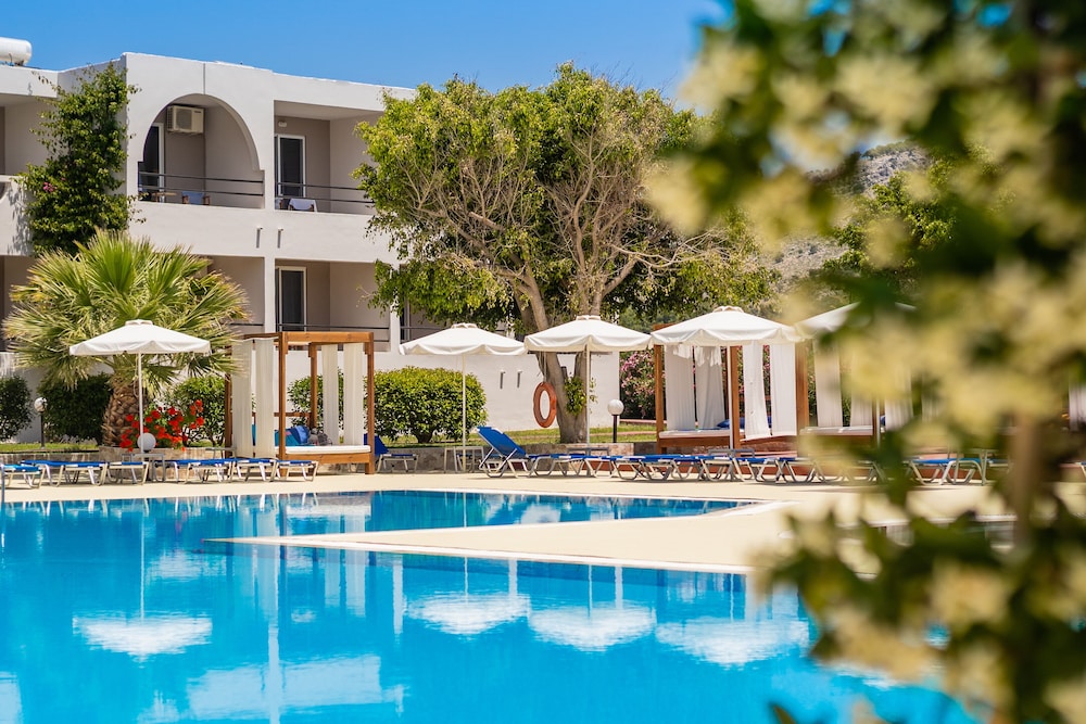 Lardos Bay — Swimming pool in Lardos, South Aegean