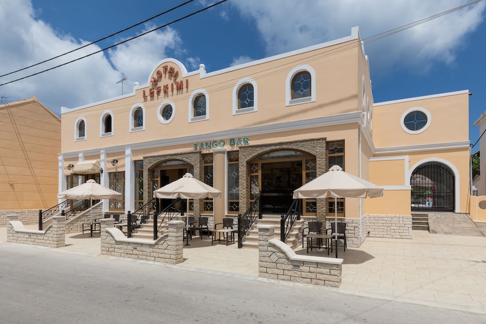 Lefkimi Hotel — Hotel building in Lefkimmi (Corfu), Ionian Islands