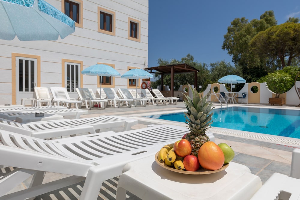 Lefkimi Hotel — Swimming pool in Lefkimmi (Corfu), Ionian Islands