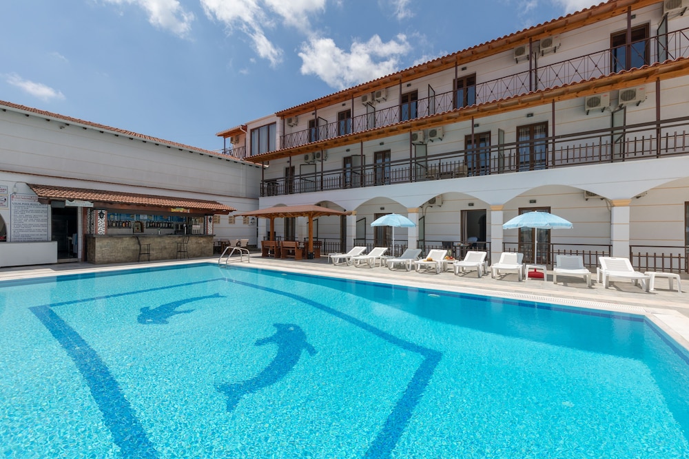 Lefkimi Hotel — Swimming pool in Lefkimmi (Corfu), Ionian Islands