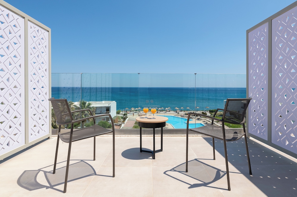 Paralos Rodos Lifestyle — Hotel rooms in Kolymbia, South Aegean