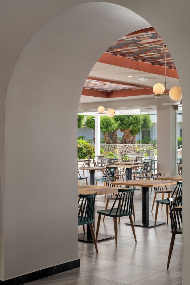 Paralos Rodos Lifestyle — Restaurant & bars in Kolymbia, South Aegean