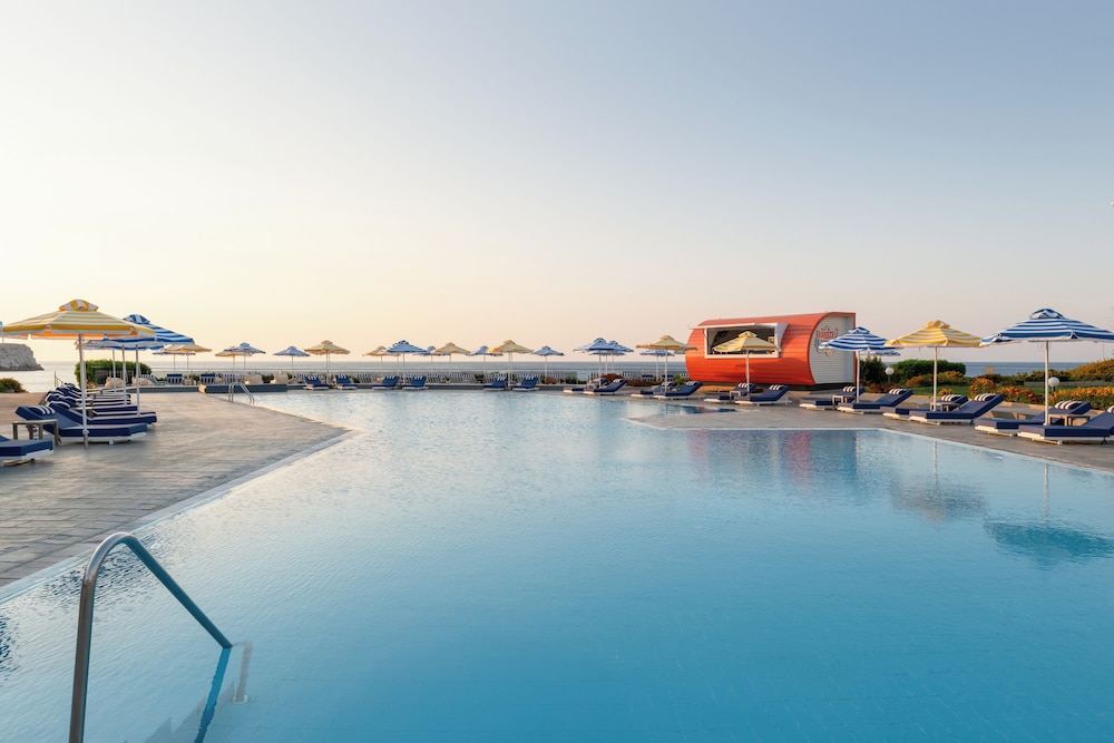 Paralos Rodos Lifestyle — Swimming pool in Kolymbia, South Aegean