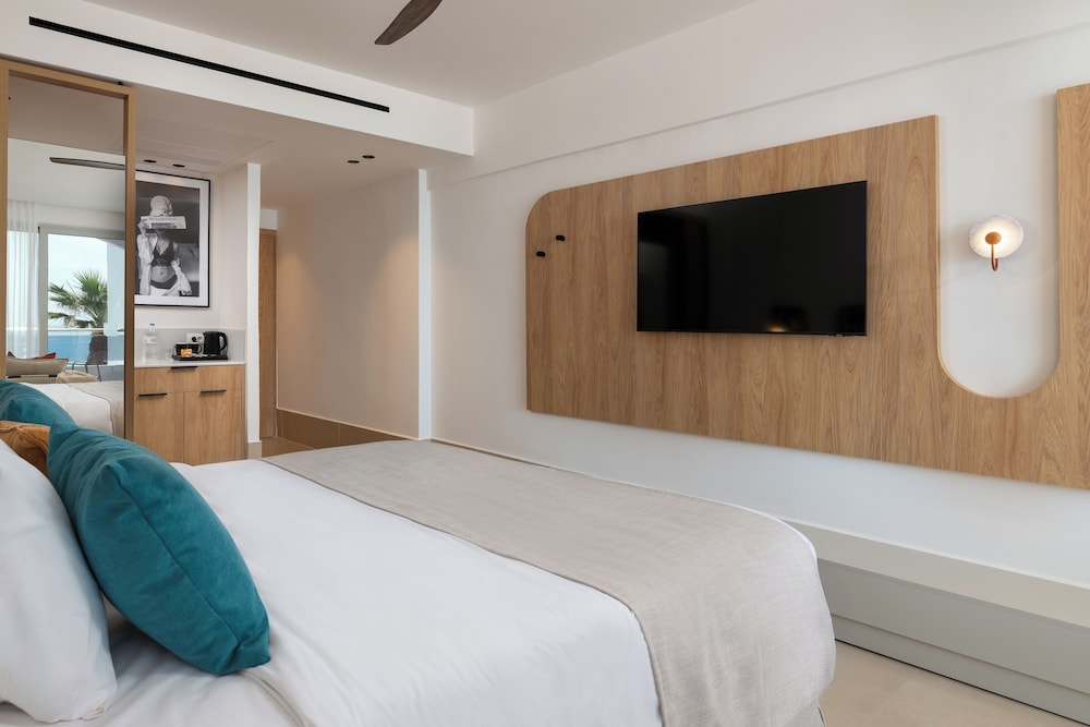 Paralos Rodos Lifestyle — Hotel rooms in Kolymbia, South Aegean