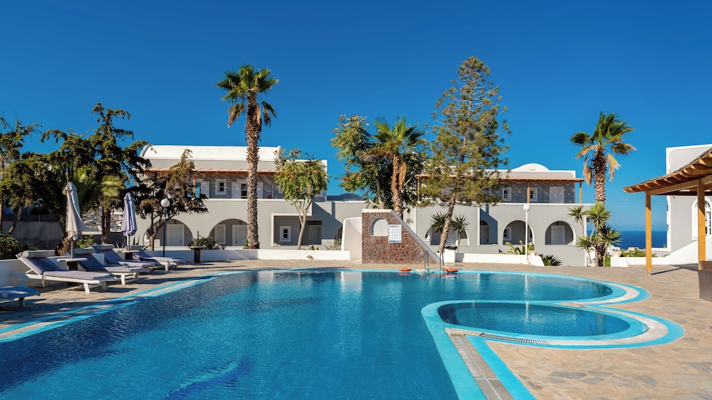 Maistros Village — Swimming pool in Karterados, South Aegean
