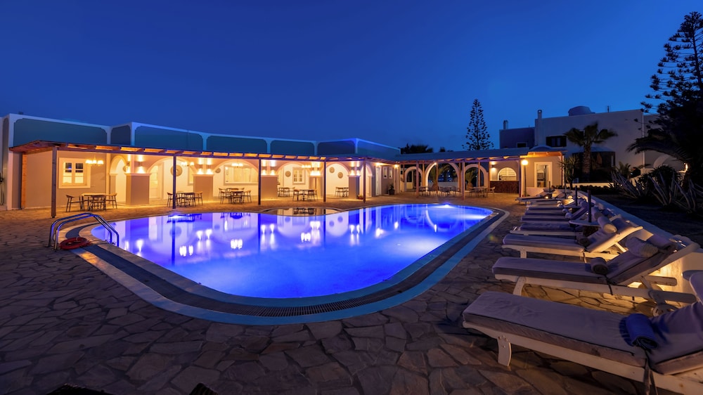 Maistros Village — Swimming pool in Karterados, South Aegean