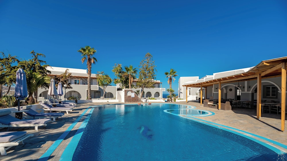 Maistros Village — Main photo in Karterados, South Aegean