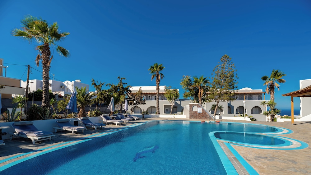 Maistros Village — Swimming pool in Karterados, South Aegean