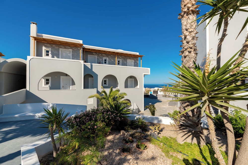 Maistros Village — Hotel building in Karterados, South Aegean
