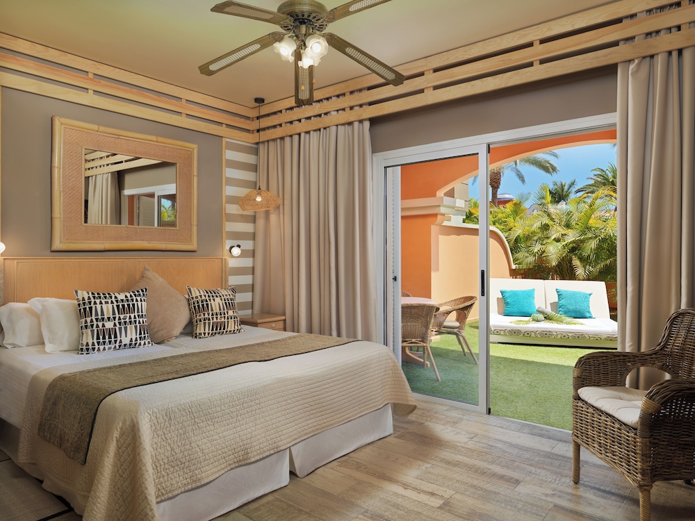 GREEN GARDEN ECO RESORT & VILLAS — Hotel rooms in Playa de las Americas, Canary Islands