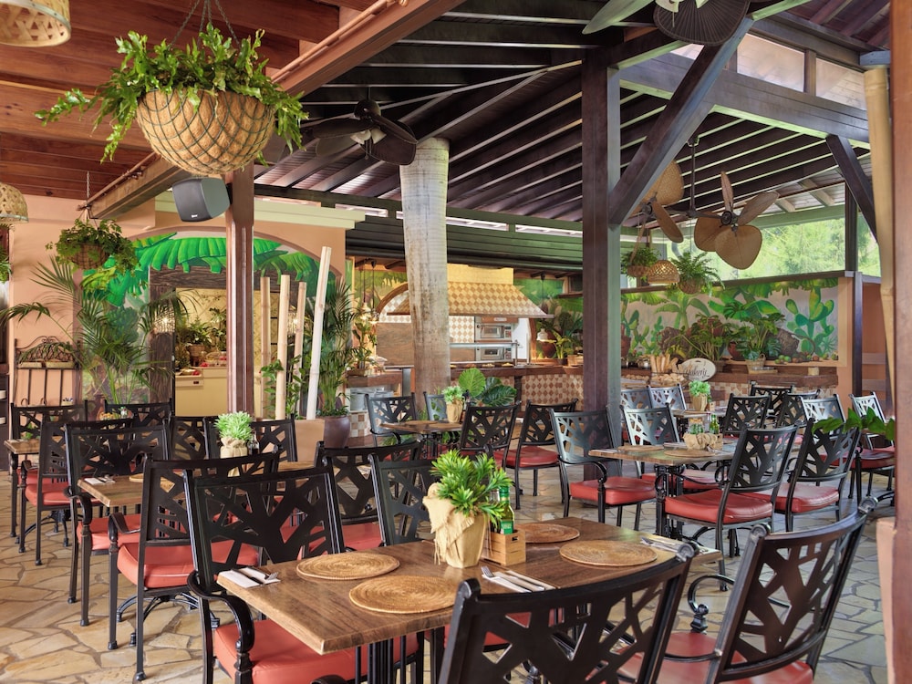 GREEN GARDEN ECO RESORT & VILLAS — Restaurant & bars in Playa de las Americas, Canary Islands