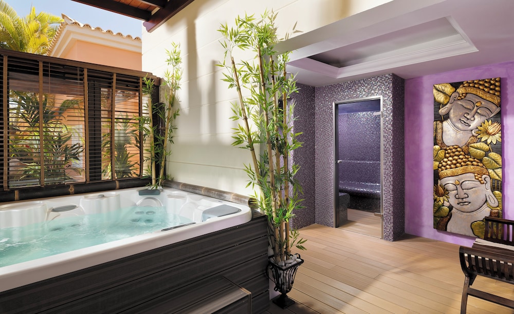 GREEN GARDEN ECO RESORT & VILLAS — Spa in Playa de las Americas, Canary Islands