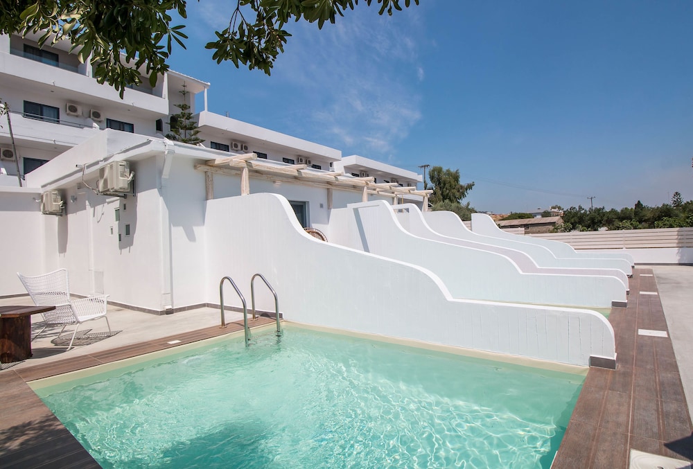 Malibu Studios — Swimming pool in Faliraki, South Aegean