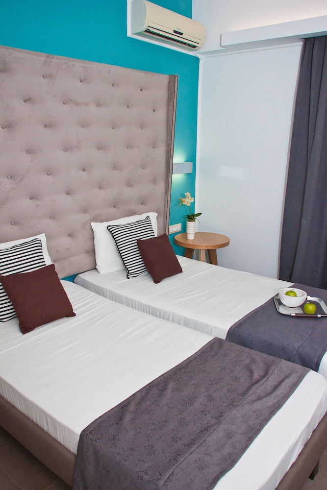 Malibu Studios — Hotel rooms in Faliraki, South Aegean