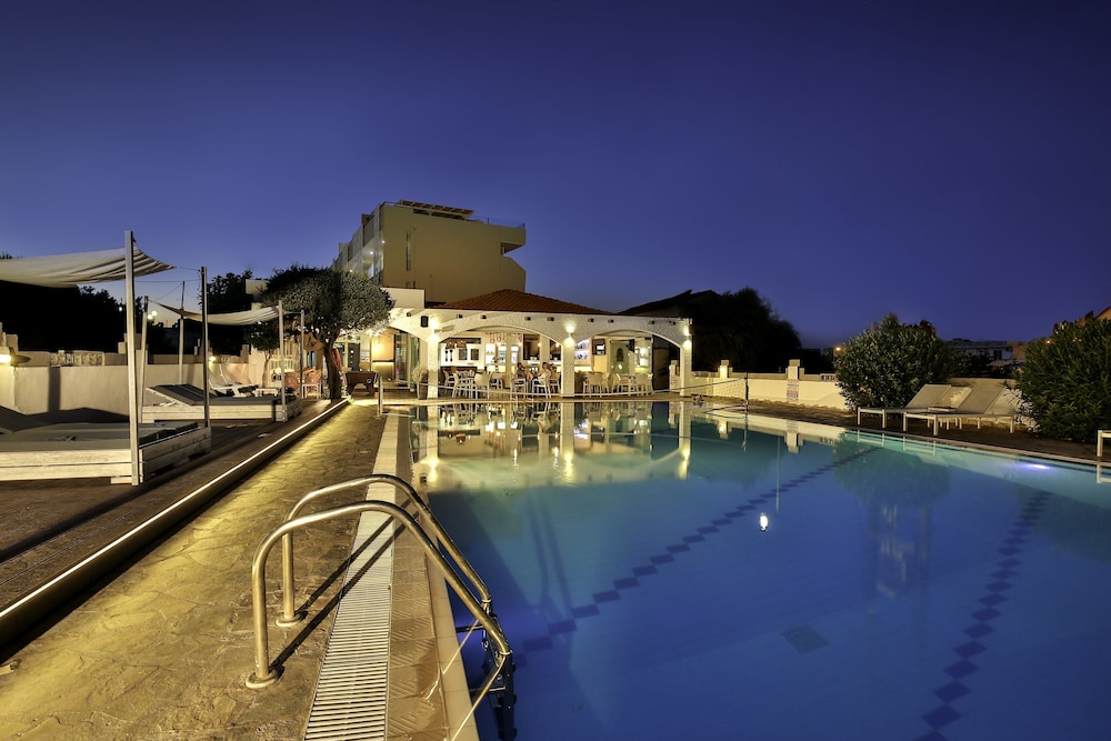 Malibu Studios — Swimming pool in Faliraki, South Aegean