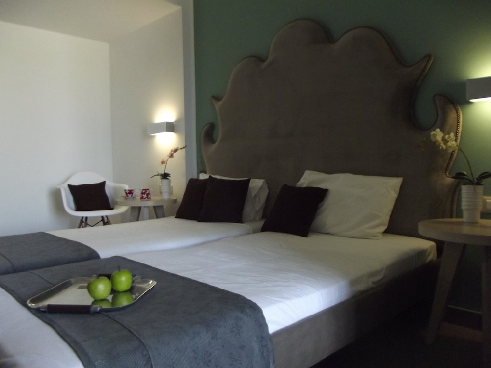 Malibu Studios — Hotel rooms in Faliraki, South Aegean