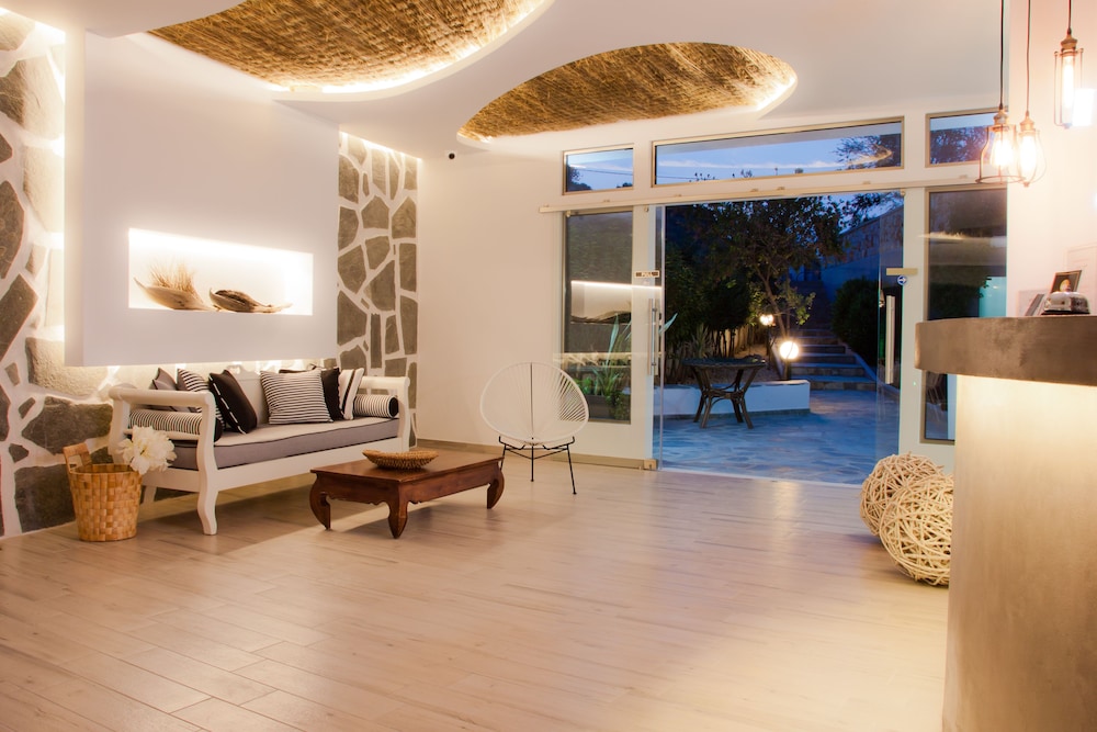 Malibu Studios — Hotel rooms in Faliraki, South Aegean