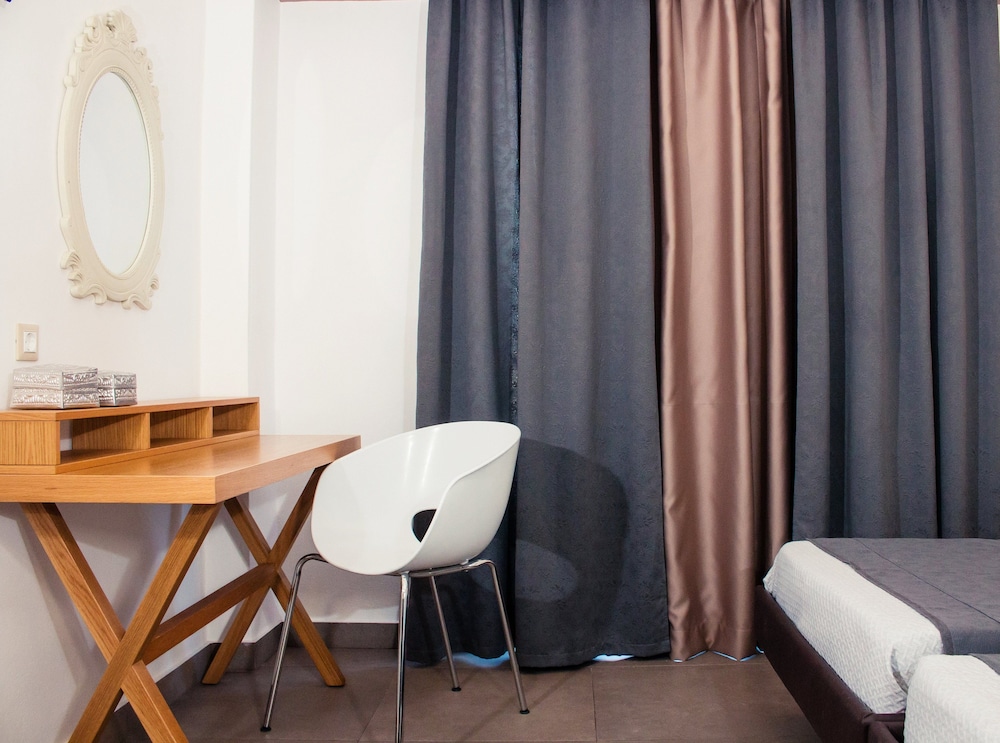 Malibu Studios — Hotel rooms in Faliraki, South Aegean