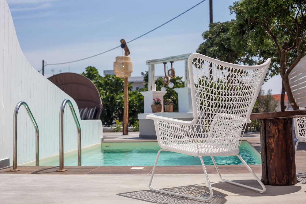 Malibu Studios — Swimming pool in Faliraki, South Aegean