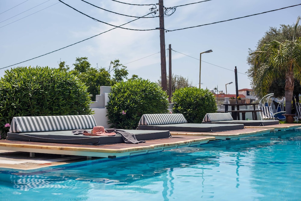 Malibu Studios — Swimming pool in Faliraki, South Aegean