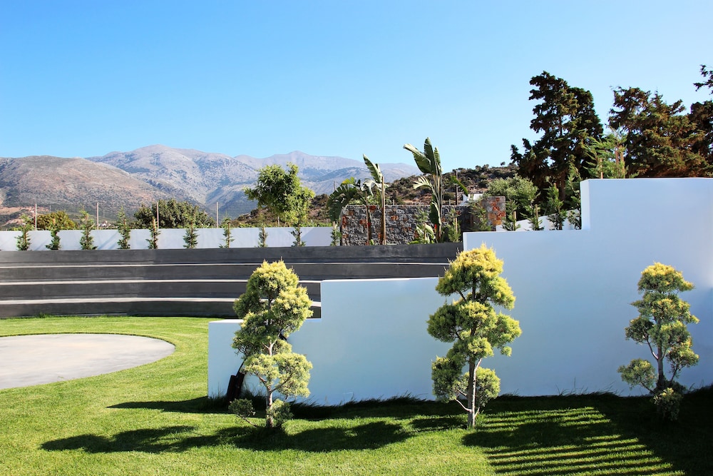Marigianna Apartments — Attractions in the area in Sissi