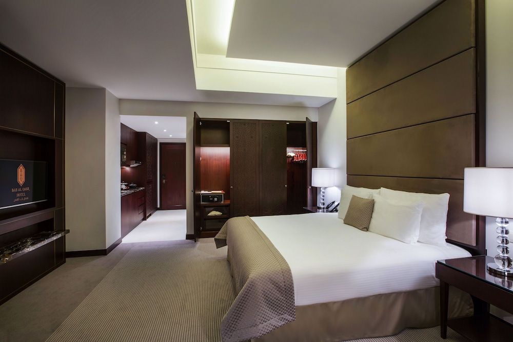 Bab Al Qasr Residence — Hotel rooms in Abu Dhabi