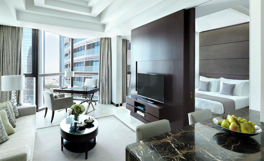 Bab Al Qasr Residence — Hotel rooms in Abu Dhabi