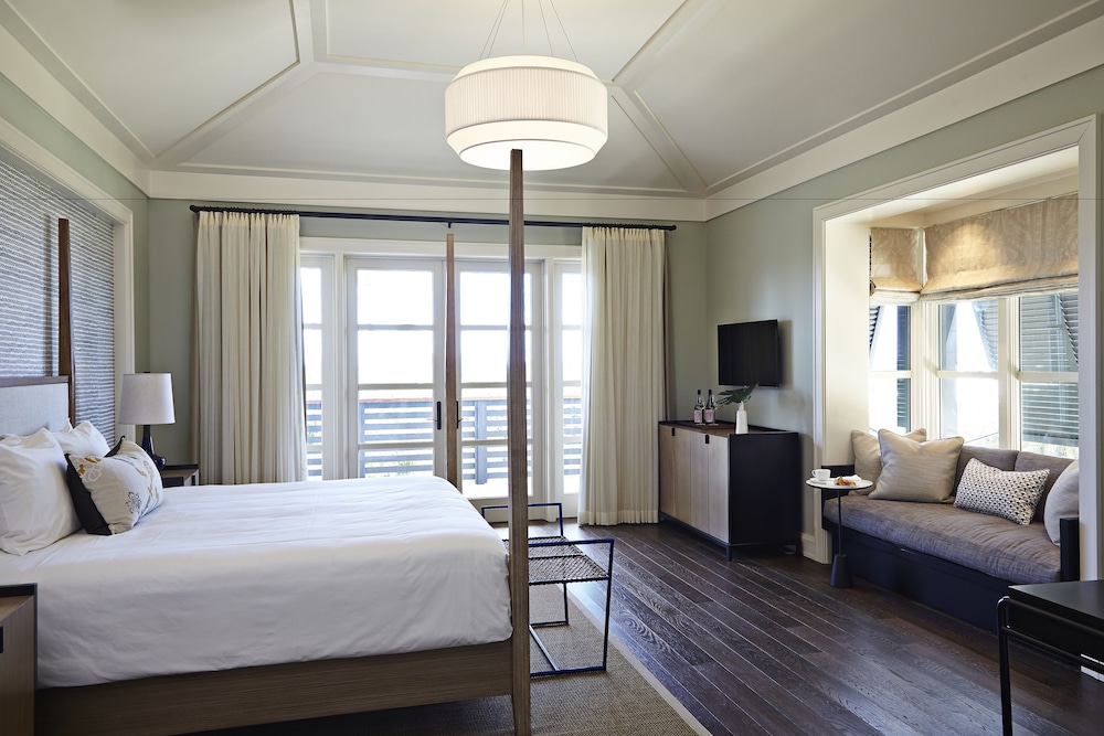 The Island House — Hotel rooms in Nassau, New Providence