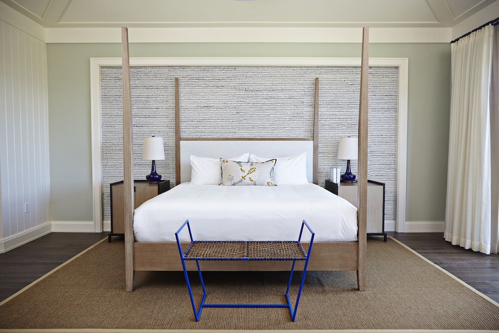 The Island House — Hotel rooms in Nassau, New Providence