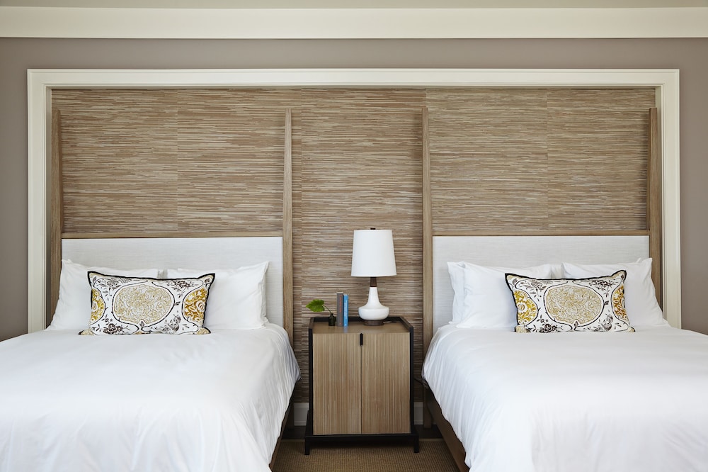 The Island House — Hotel rooms in Nassau, New Providence