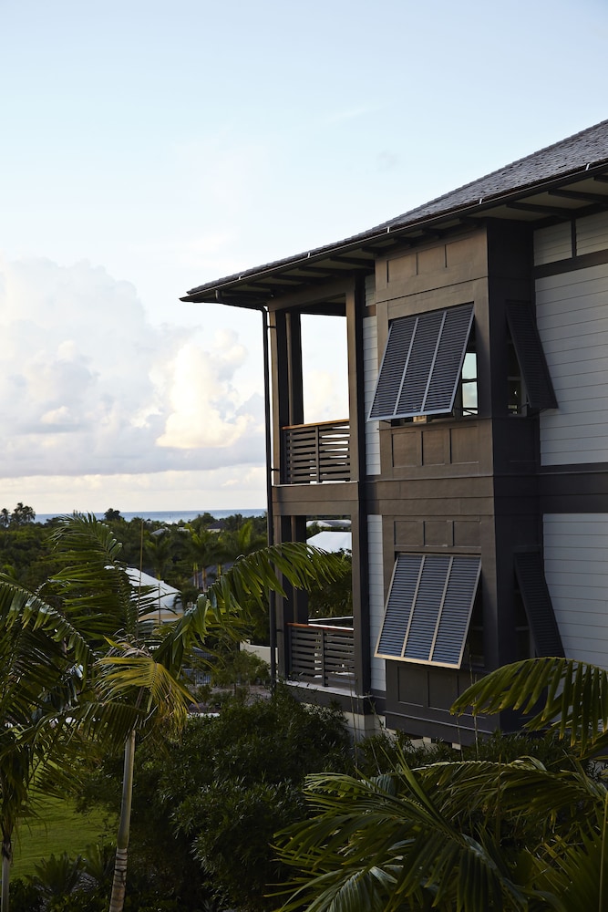 The Island House — Hotel building in Nassau, New Providence