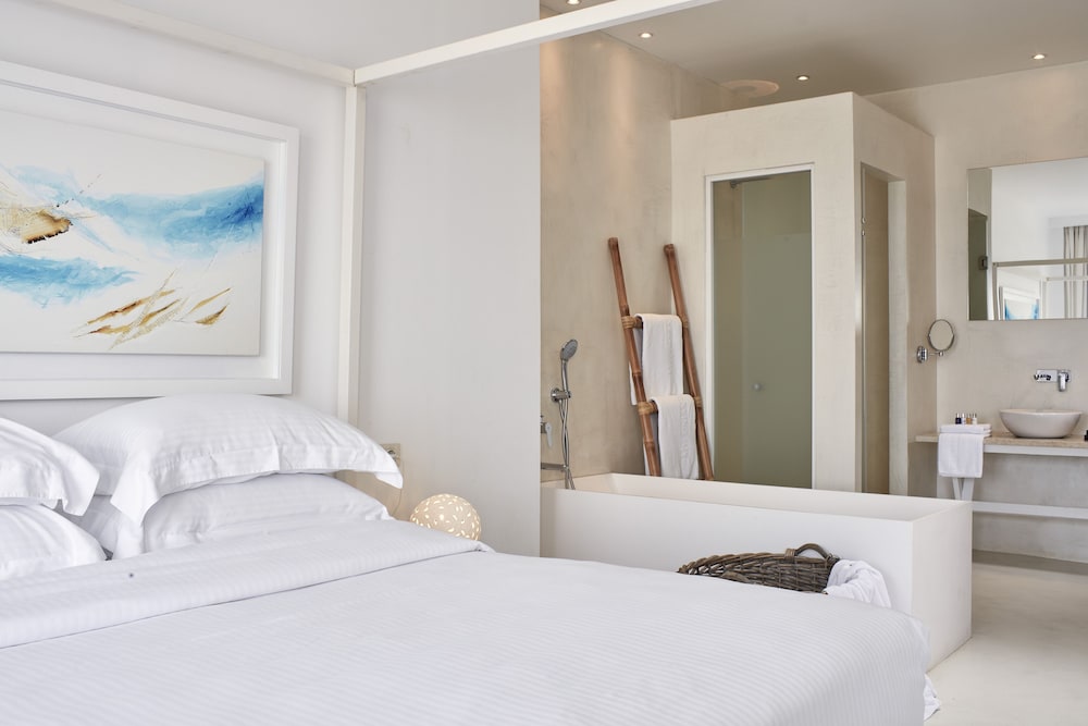 Myconian Ambassador Hotel Relais & Chateaux — Hotel rooms in Plati Gialos, South Aegean