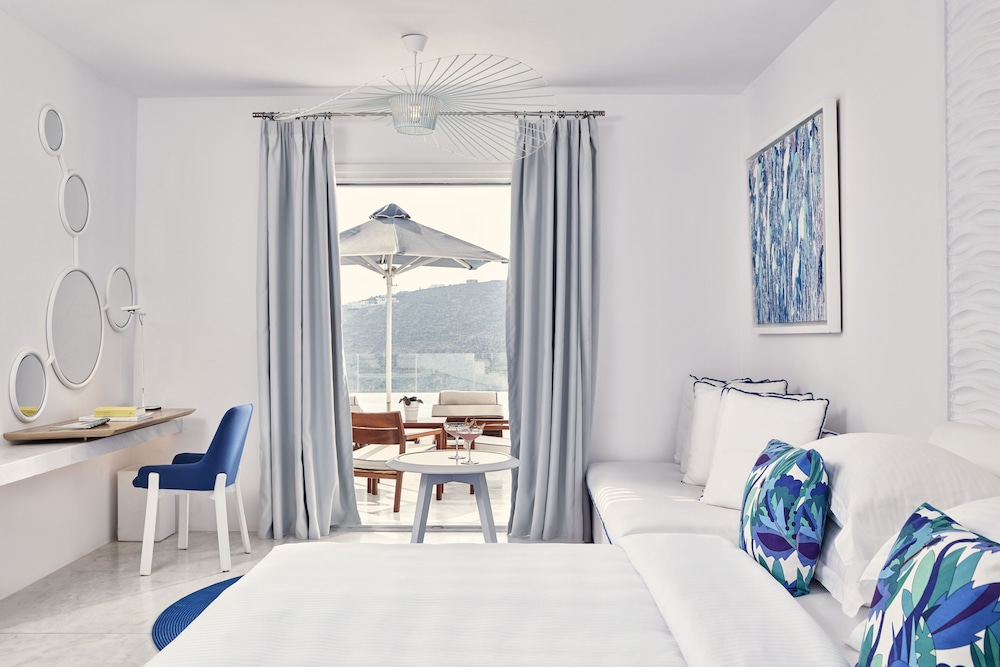 Myconian Ambassador Hotel Relais & Chateaux — Hotel rooms in Plati Gialos, South Aegean