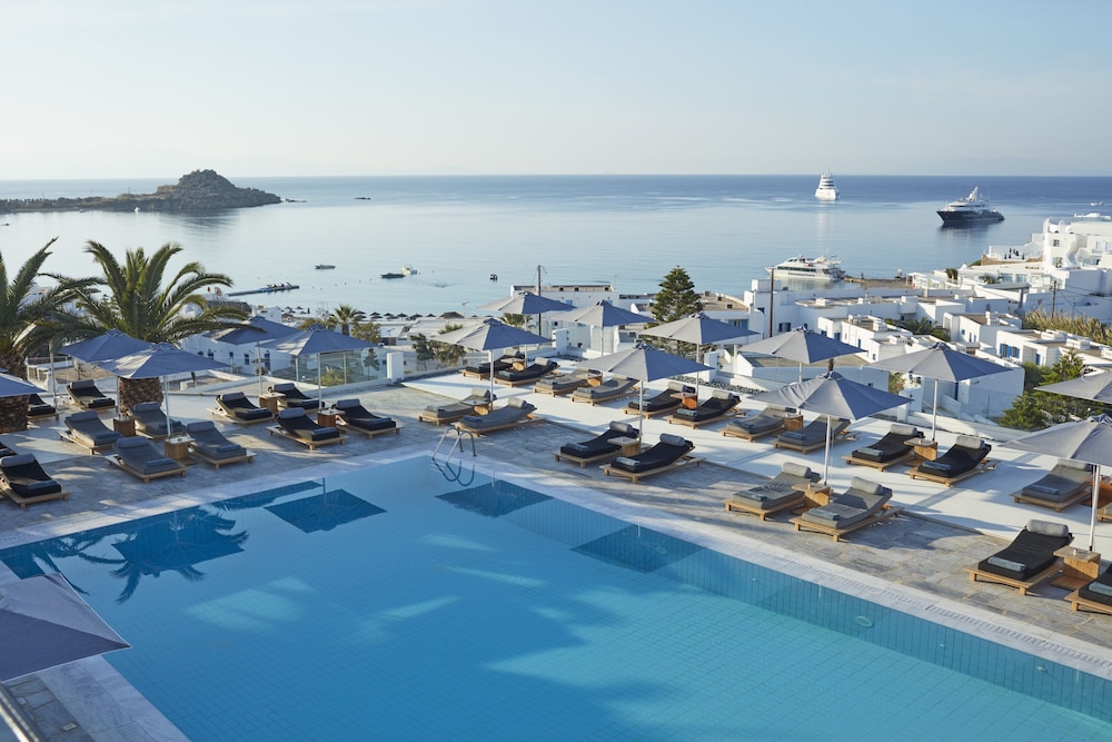 Myconian Ambassador Hotel Relais & Chateaux — Main photo in Plati Gialos, South Aegean