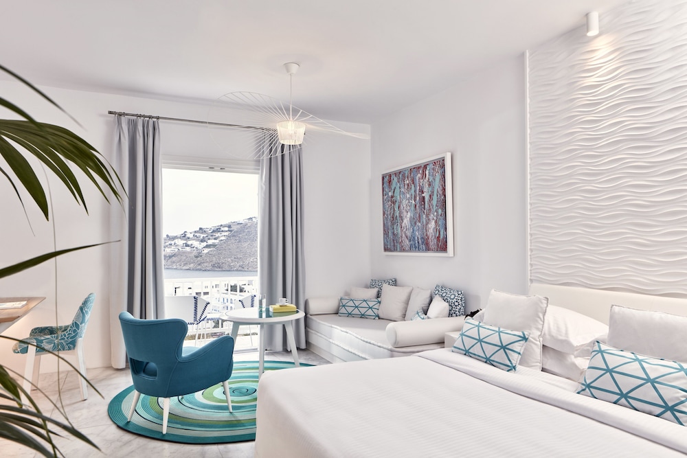 Myconian Ambassador Hotel Relais & Chateaux — Hotel rooms in Plati Gialos, South Aegean