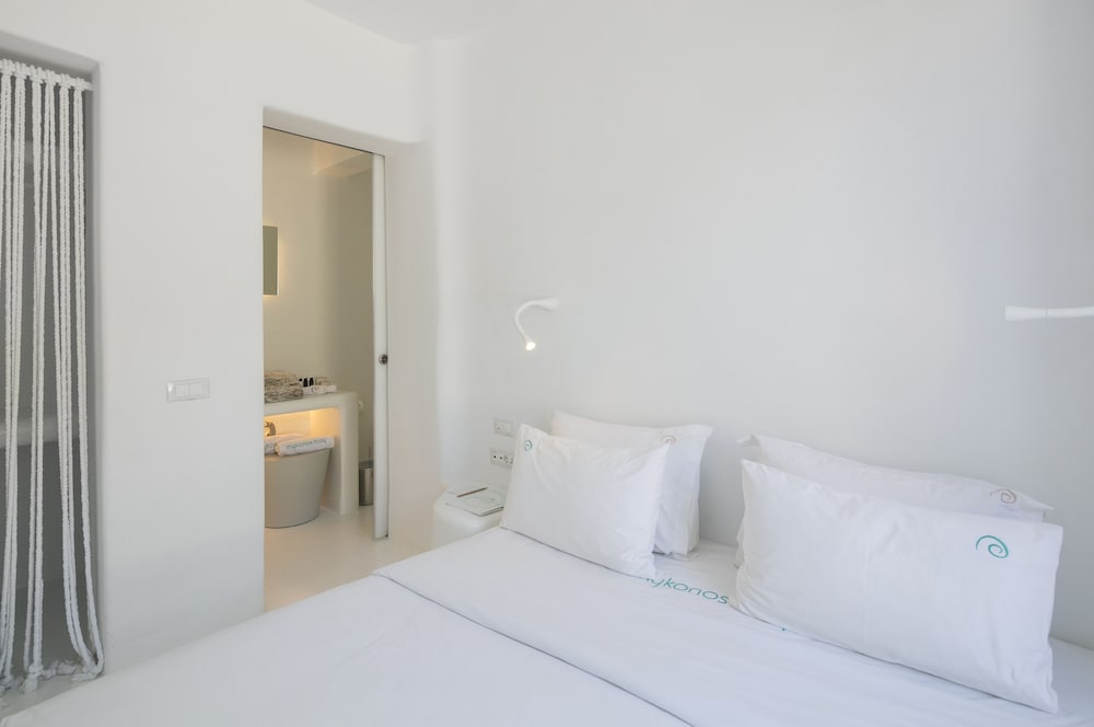 Mykonos Bay Resort & Villas — Hotel rooms in Mykonos Town, South Aegean