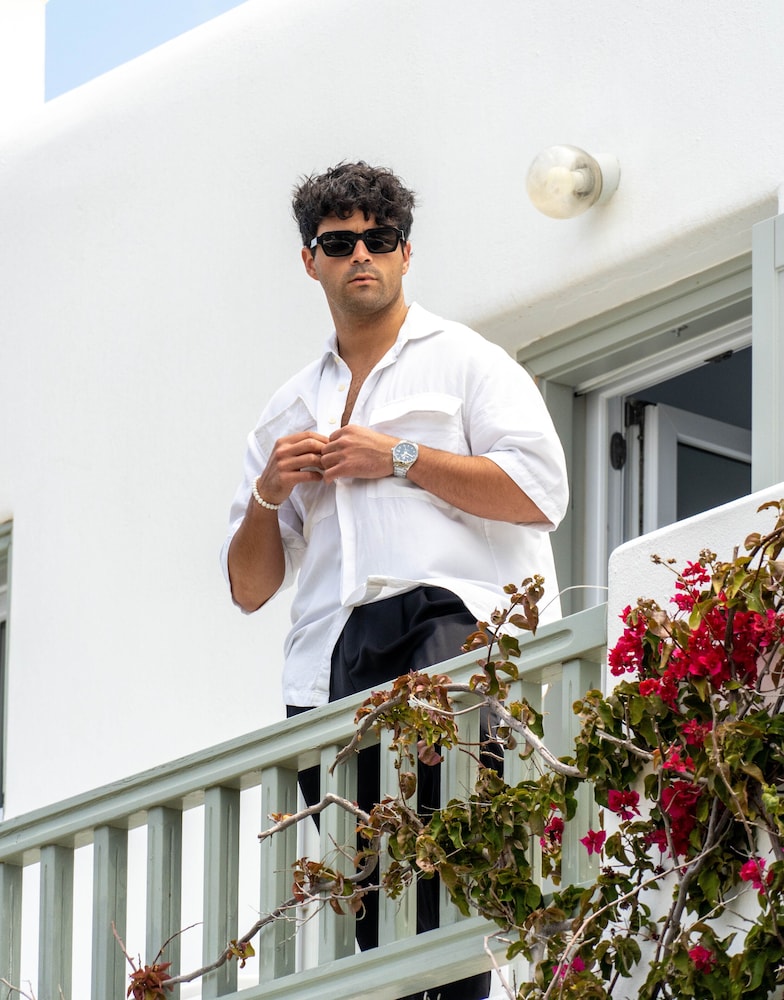 Mykonos Bay Resort & Villas — Hotel building in Mykonos Town, South Aegean