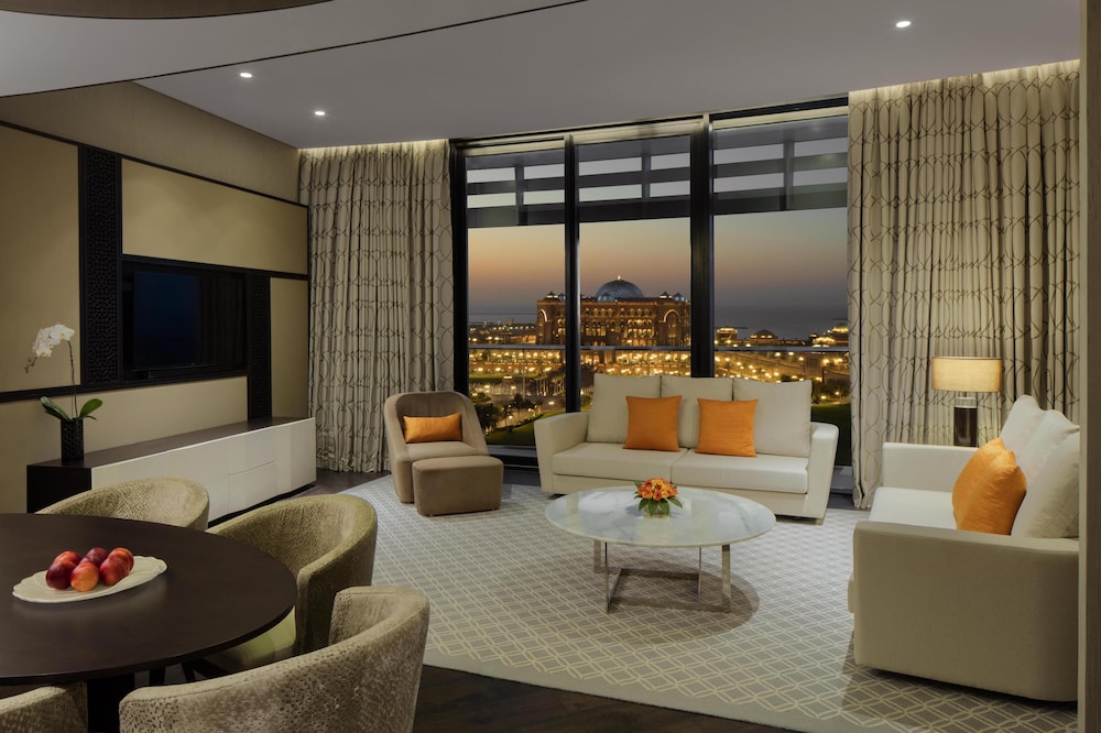 Grand Hyatt Abu Dhabi Hotel & Residences — Hotel rooms in Abu Dhabi