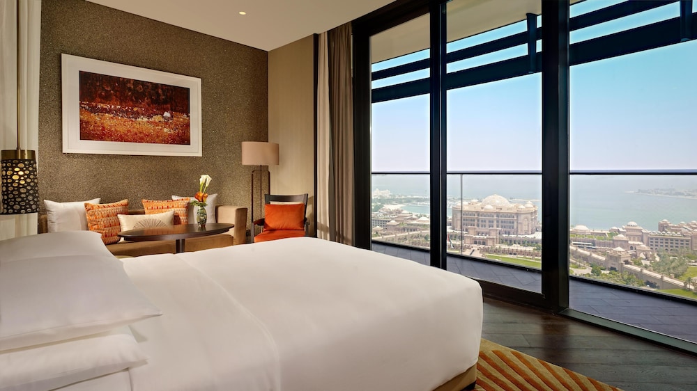 Grand Hyatt Abu Dhabi Hotel & Residences — Hotel rooms in Abu Dhabi