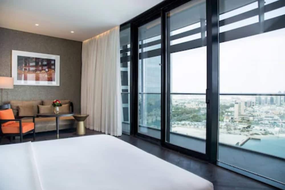 Grand Hyatt Abu Dhabi Hotel & Residences — Hotel rooms in Abu Dhabi