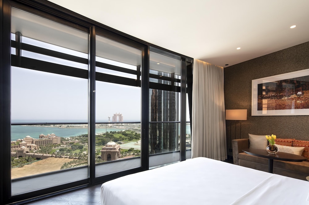 Grand Hyatt Abu Dhabi Hotel & Residences — Hotel rooms in Abu Dhabi