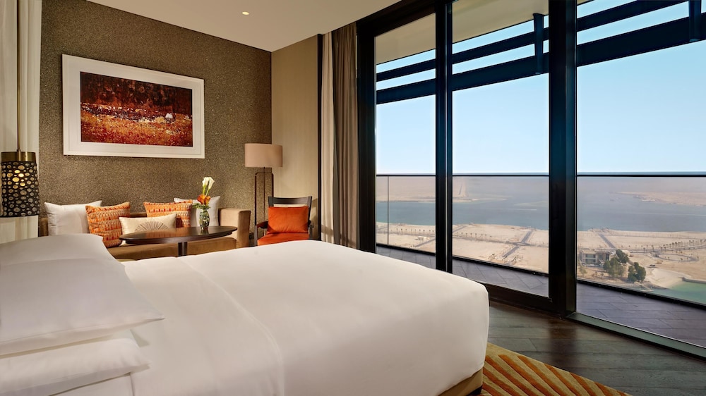 Grand Hyatt Abu Dhabi Hotel & Residences — Hotel rooms in Abu Dhabi
