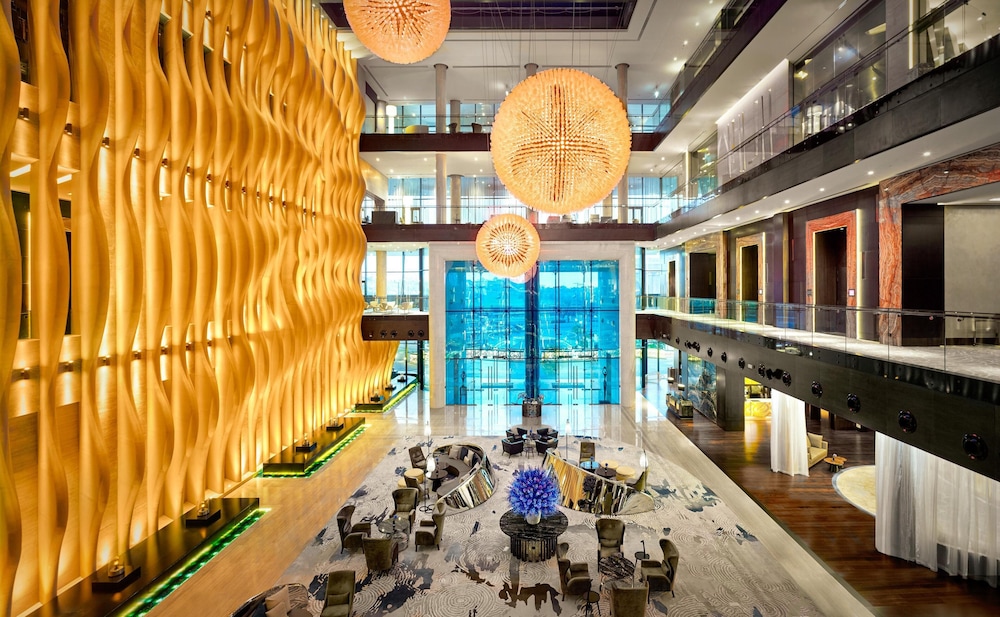 Grand Hyatt Abu Dhabi Hotel & Residences — Hotel building in Abu Dhabi