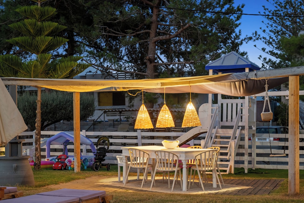 Nikos Apartments — Restaurant & bars in Stalida