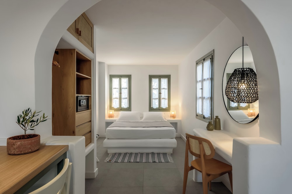 Nissia Kamares Hotel Apartments — Hotel rooms in Kardamena, South Aegean