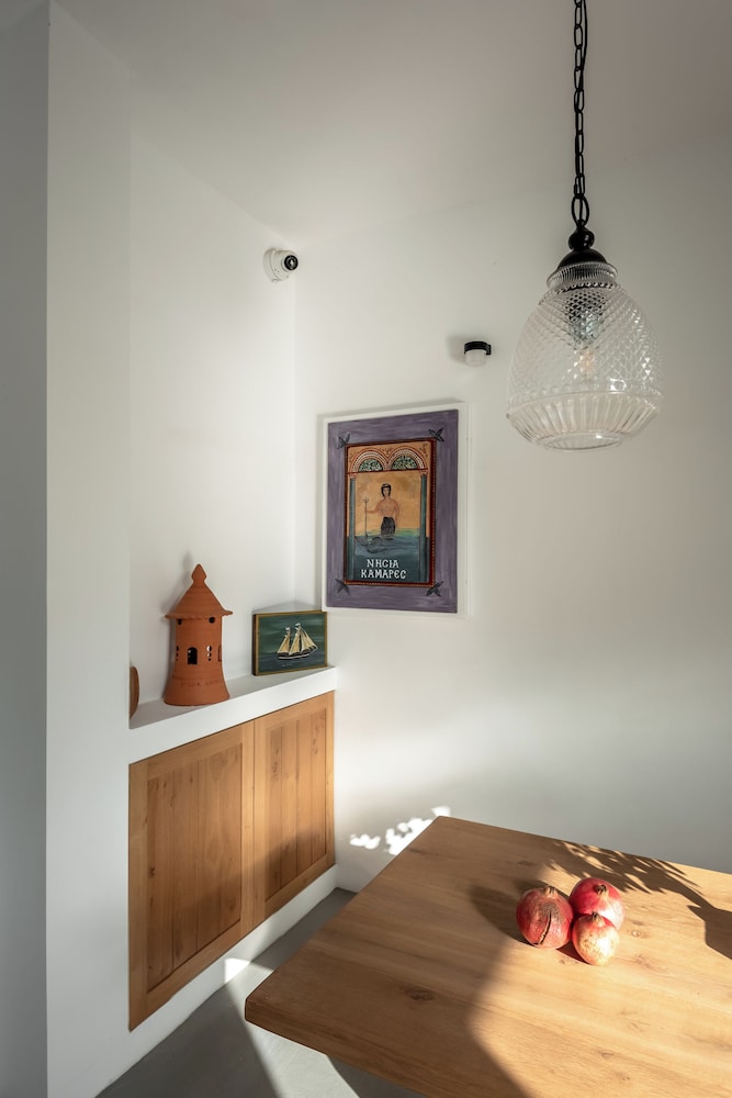 Nissia Kamares Hotel Apartments — Hotel rooms in Kardamena, South Aegean